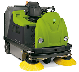 IPC Eagle TK1404-210CH Hybrid 
58&quot;Dual Power Vacuum Sweeper 
w/210ah Wet Acid Batteries &amp;
On-Board Charger